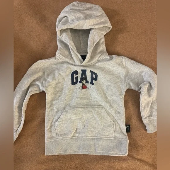 Set of 4 Gap hoodies and jacket - Picture 2 of 5